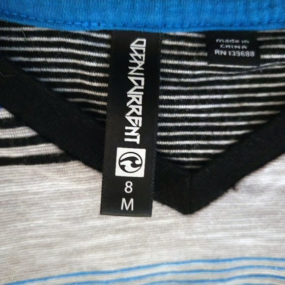 Ocean Current Kids Tshirt Size 8 M Striped - Gray Blue Black Pink With Pocket - Picture 3 of 3